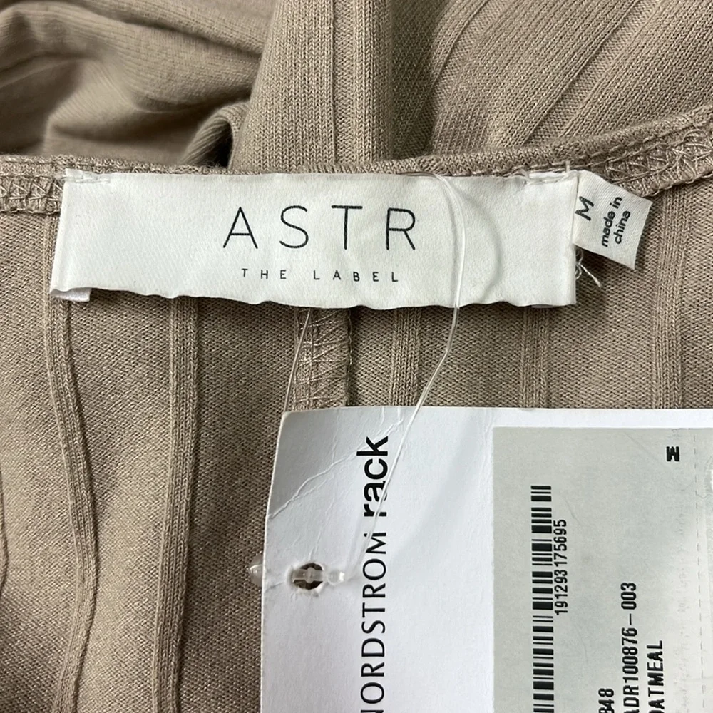 ASTR THE LABEL NWT Party/Work Asymmetric Twist Front Channel Knit Oatmeal DressM - Picture 4 of 16